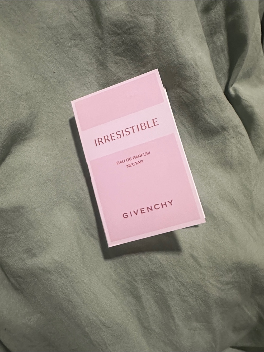 4/$15 givenchy irresistible sample